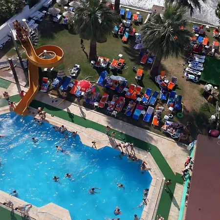 מלון Palmira קוסדסי